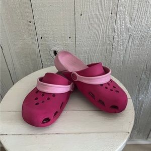 Girls Pink Crocs